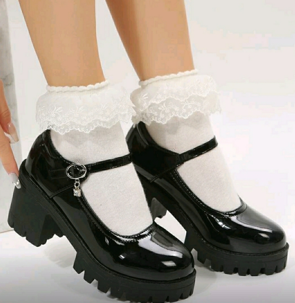 Mary Jane Round Toe Chunky High Heel Platforms 37 (6.5/7)